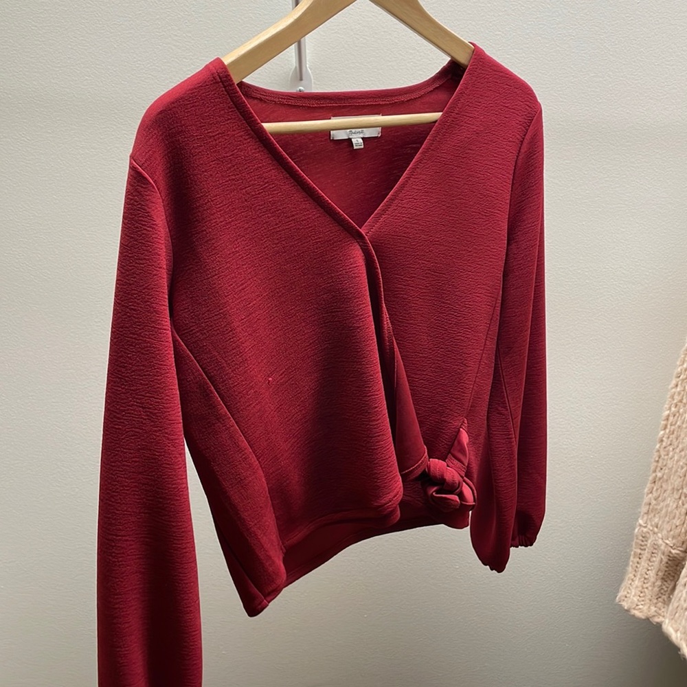 Madewell, size small, red top. Never worn, great condition.